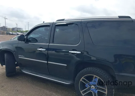 2011 GMC Yukon Denali из США, поврежденный, VIN 1GKS1EEF5BR217885